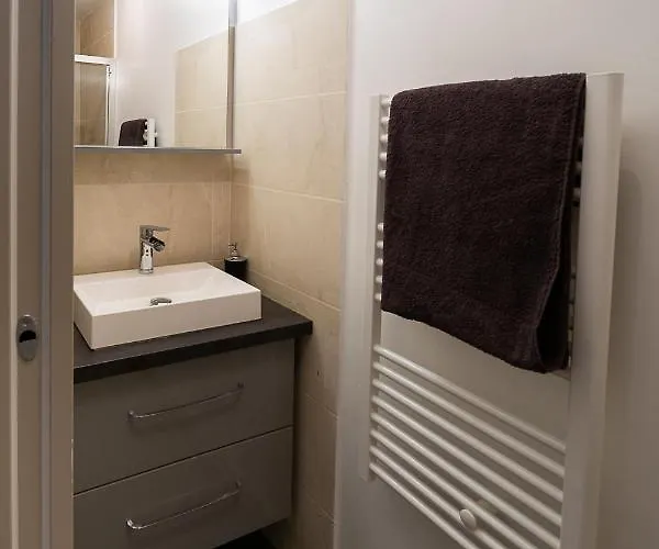 Type 2 Lamartine Centre A 10mn Des Halles *